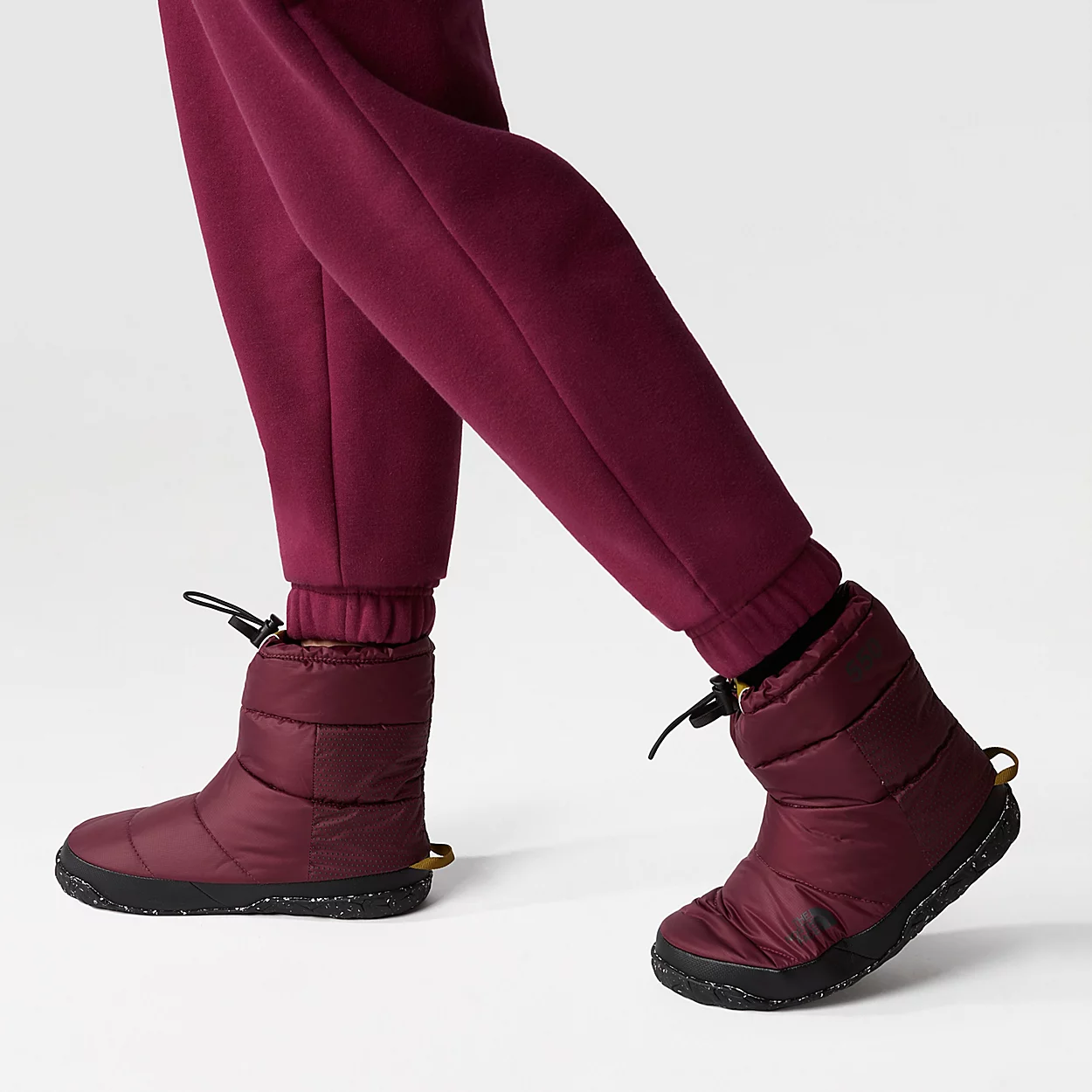 The North Face Après-ski Nuptse Pour Femme 2 The North Face Après-ski Nuptse Pour Femme – Image 2