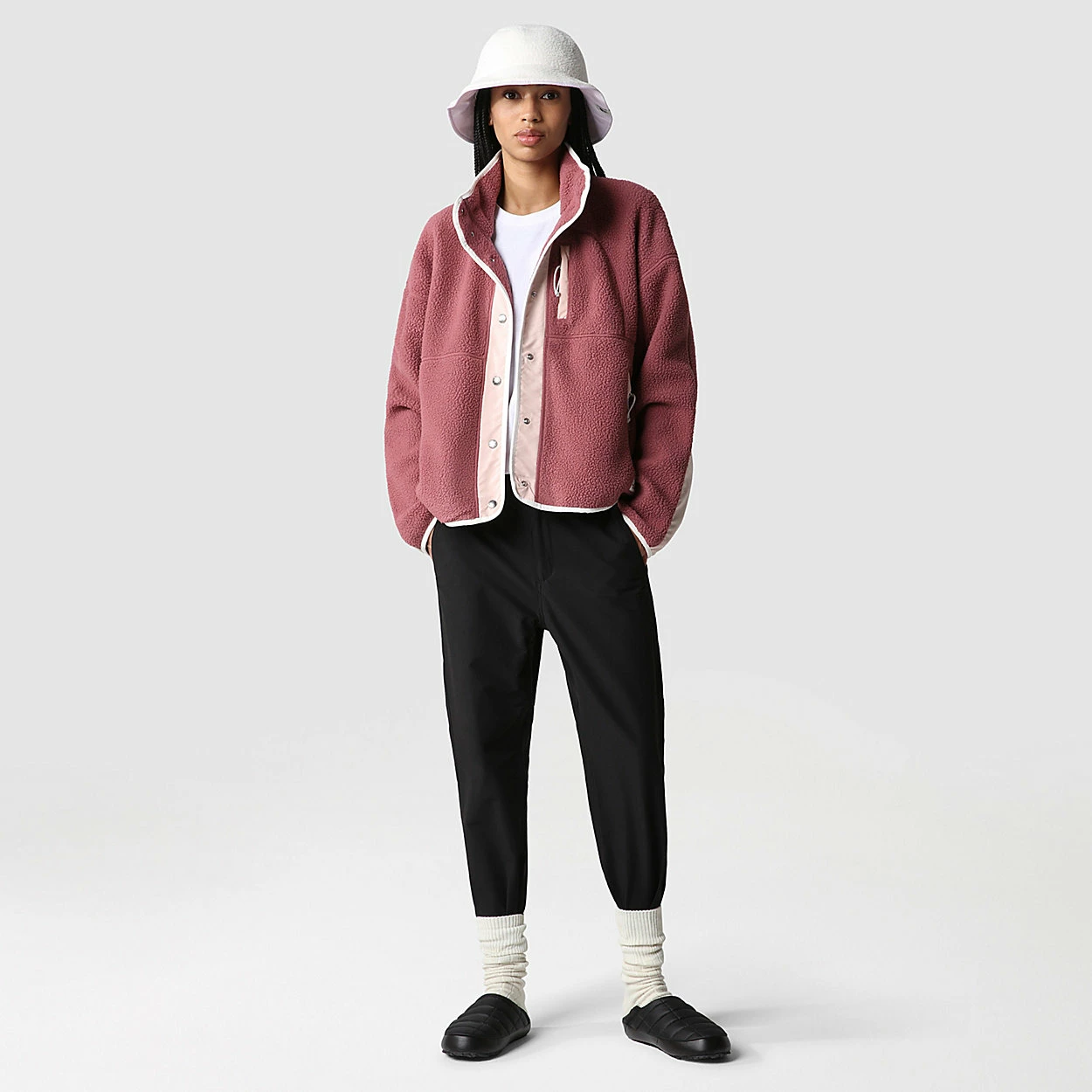 The North Face Pantalon Droit Slim Classic Pour Femme 1 The North Face Pantalon Droit Slim Classic Pour Femme