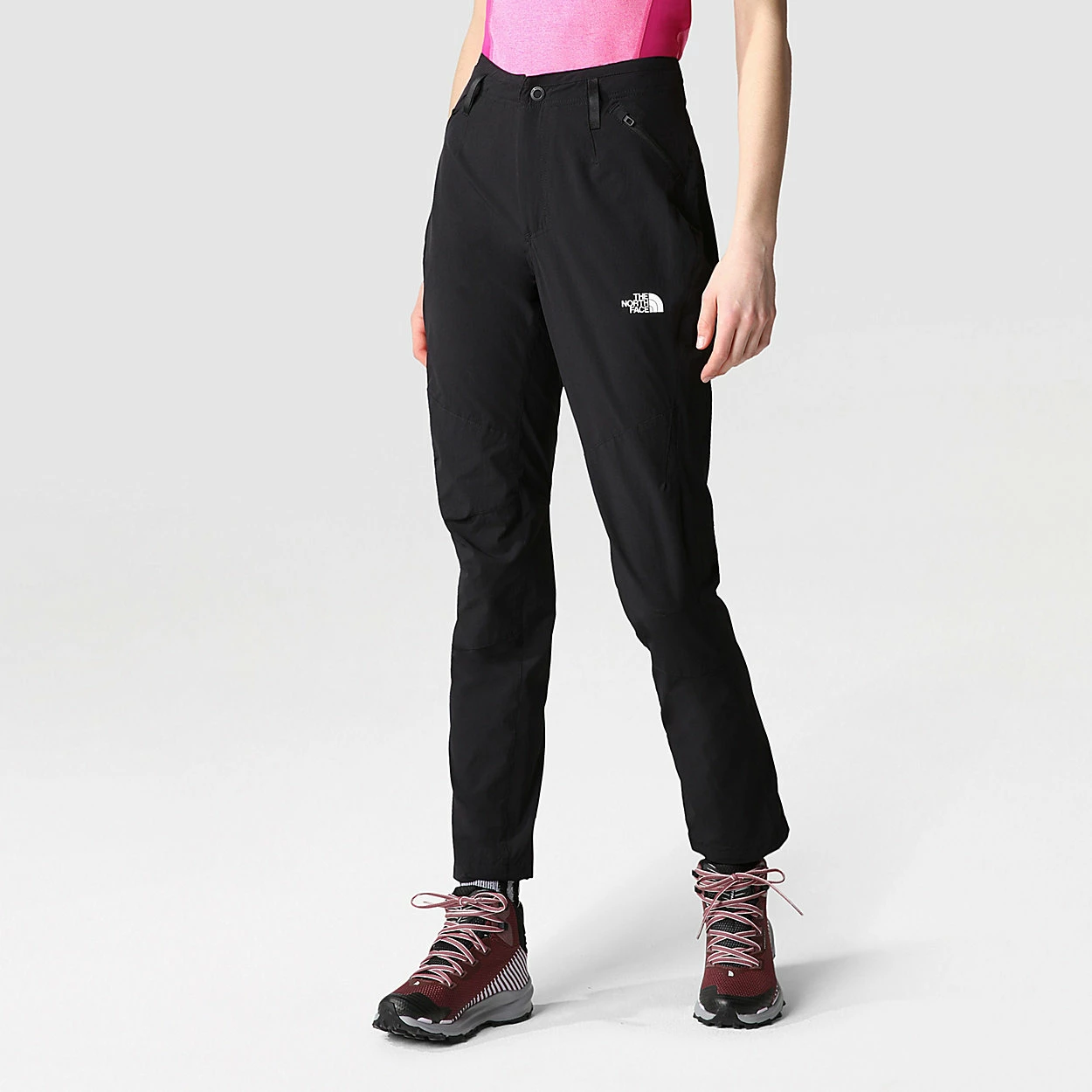 The North Face Pantalon Droit Slim Speedlight Pour Femme 1 The North Face Pantalon Droit Slim Speedlight Pour Femme