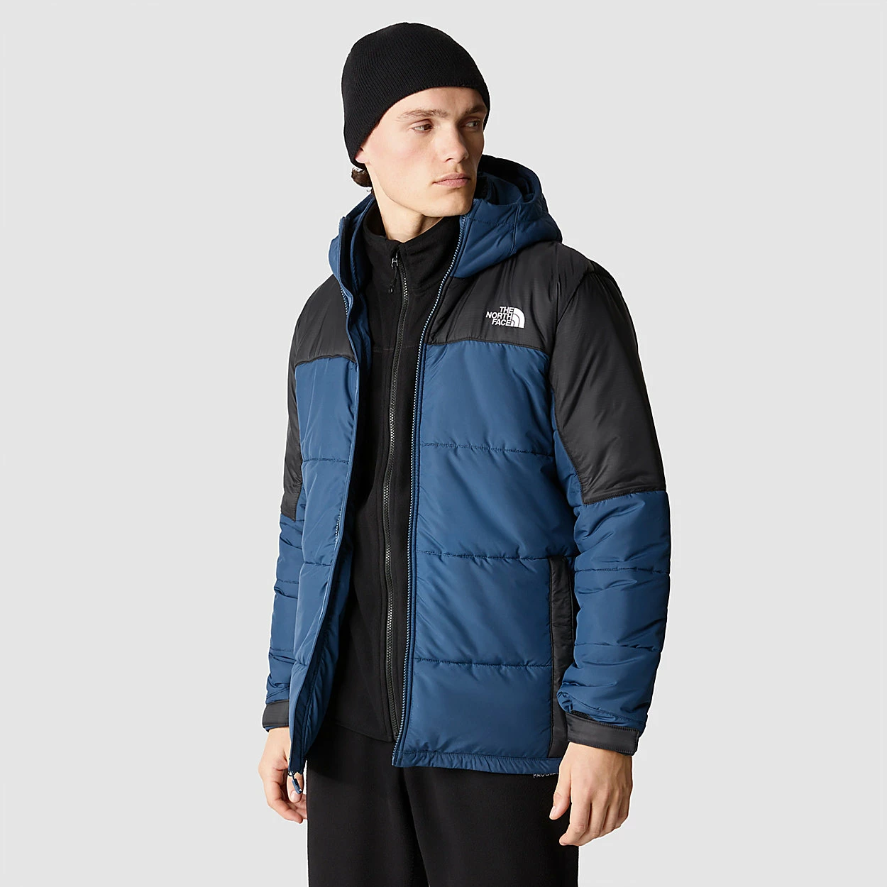 The North Face Veste à Capuche Et Isolation Synthétique Design Circulaire Pour Homme 5 The North Face Veste à Capuche Et Isolation Synthétique Design Circulaire Pour Homme – Image 5