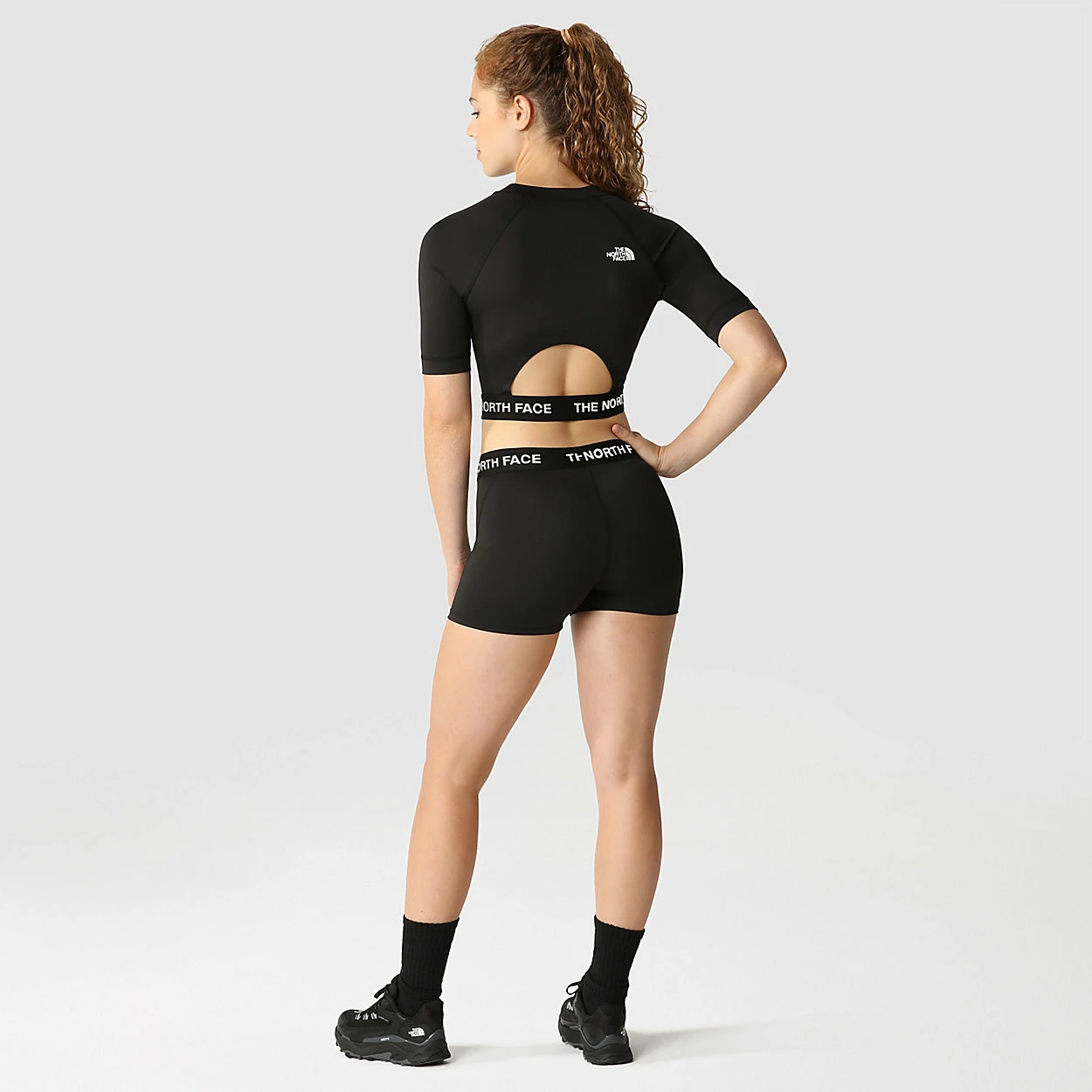 The North Face SHORT TRAINING POUR FEMME 5 The North Face SHORT TRAINING POUR FEMME – Image 5